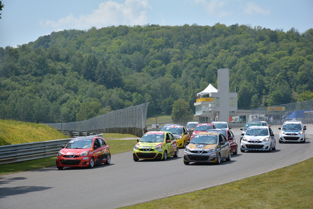 Jesse Lazare double lauréat en Coupe Nissan Micra, au Circuit Mont-Tremblant