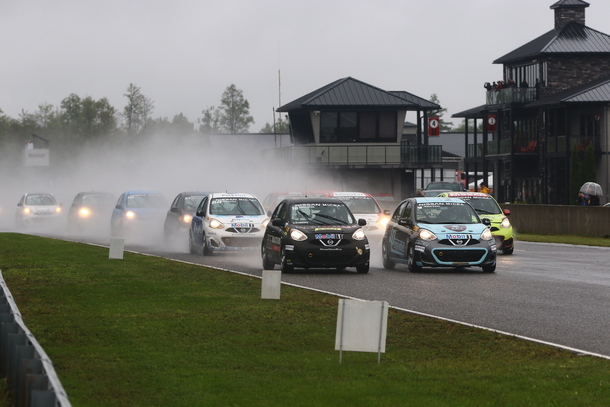 Kevin King double lauréat des courses de la Coupe Nissan Micra présentées à Calabogie Motorsports Park