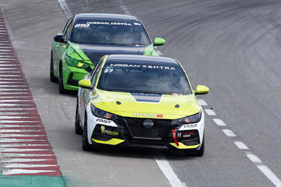 Coupe Nissan Sentra Cup en photos, 9-11 AOÛT | GRAND PRIX DE TROIS-RIVIÈRES - Photo ID No.N66-250819171626