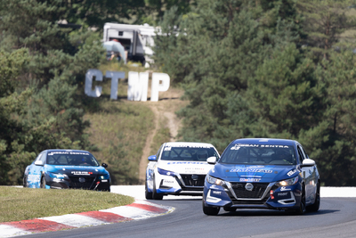 Coupe Nissan Sentra Cup en photos, 30, 31 août, 1er sept. | Canadian Tire Motorsport Park - Photo ID No.N67-2508192231000