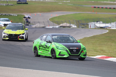 Coupe Nissan Sentra Cup en photos, 30, 31 août, 1er sept. | Canadian Tire Motorsport Park - Photo ID No.N67-250819223406