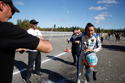 Coupe Nissan Sentra Cup en photos, 27-29 septembre | Calabogie Motorsports Park - Photo ID No.N68-250819223616