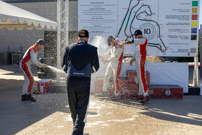 Coupe Nissan Sentra Cup en photos, 27-29 septembre | Calabogie Motorsports Park - Photo ID No.N68-250819223624