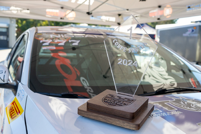 Coupe Nissan Sentra Cup en photos, 27-29 septembre | Calabogie Motorsports Park - Photo ID No.N68-2508192236350