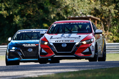 Coupe Nissan Sentra Cup en photos, 27-29 septembre | Calabogie Motorsports Park - Photo ID No.N68-250819223736