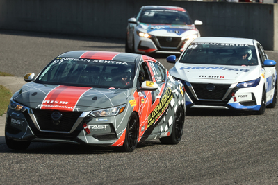 Coupe Nissan Sentra Cup en photos, 27-29 septembre | Calabogie Motorsports Park - Photo ID No.N68-250819224010