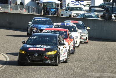 Coupe Nissan Sentra Cup en photos, 27-29 septembre | Calabogie Motorsports Park - Photo ID No.N68-250819224014