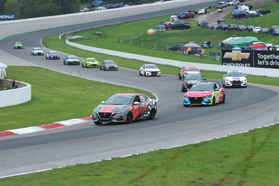 Coupe Nissan Sentra Cup en photos, 16, 17, 18 mai | Canadian Tire Motorsport Park - Photo ID No.N69-2508192330390