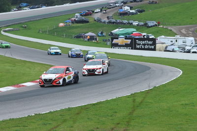 Coupe Nissan Sentra Cup en photos, 16, 17, 18 mai | Canadian Tire Motorsport Park - Photo ID No.N69-2508192330520