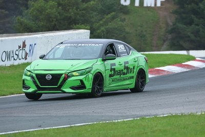 Coupe Nissan Sentra Cup en photos, 16, 17, 18 mai | Canadian Tire Motorsport Park - Photo ID No.N69-250819234025