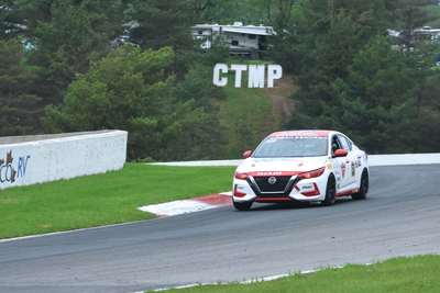 Coupe Nissan Sentra Cup en photos, 16, 17, 18 mai | Canadian Tire Motorsport Park - Photo ID No.N69-2508192342220