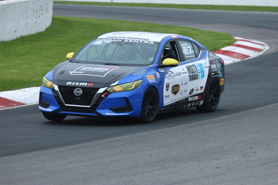 Coupe Nissan Sentra Cup en photos, 16, 17, 18 mai | Canadian Tire Motorsport Park - Photo ID No.N69-250819234723